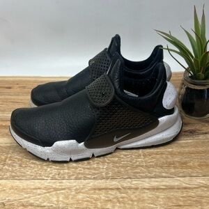 Nike Sock Dart Premium Black White Faux Leather sneakers sz 7